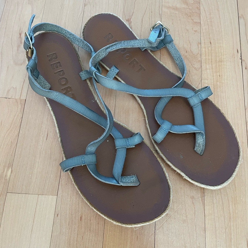 Report sandals